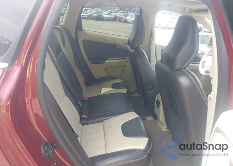 2010 Volvo Xc60 T6/T6 R-Design z USA, uszkodzony, nr VIN YV4992DZ4A2029327